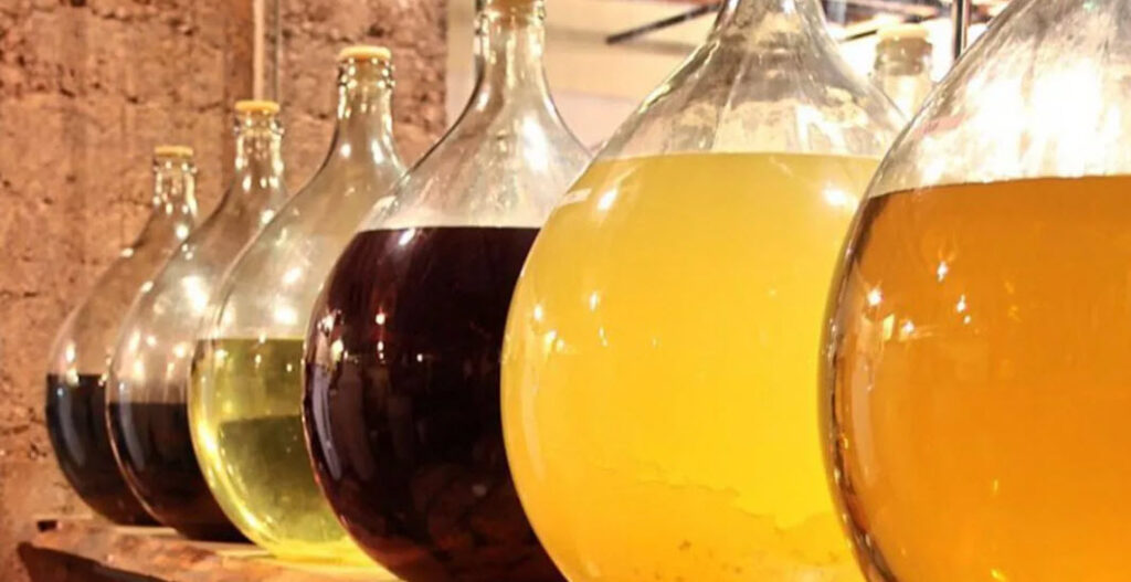 MAKING MEAD